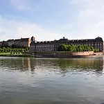 Les Balcons Du Rohan - Hypercentre - Vue Sur Le Chateau Des Rohan Appartamento